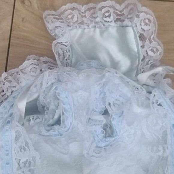 Infant of Prague Blue Satin White Lace Vestment - Picture 2 of 5